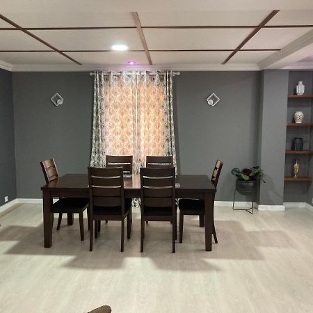 Dauphine Apartment Port Louis Luaran gambar