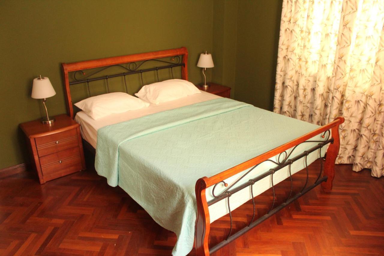 Dauphine Apartment Port Louis Luaran gambar